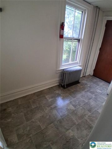 323 North 8th Street, Allentown City, PA 18102