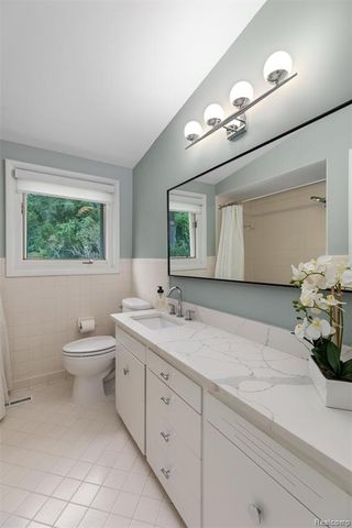 32750 Romsey Road, Franklin, MI 48025