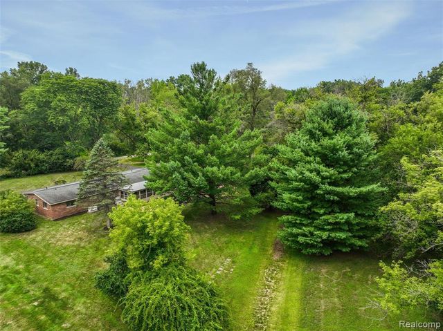 32750 Romsey Road, Franklin, MI 48025