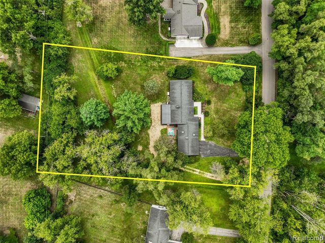 32750 Romsey Road, Franklin, MI 48025