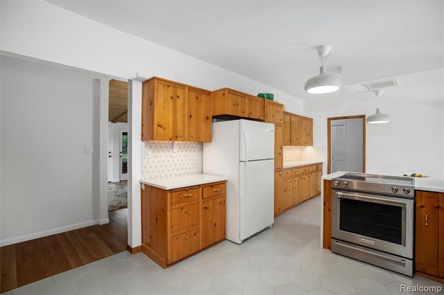 32750 Romsey Road, Franklin, MI 48025