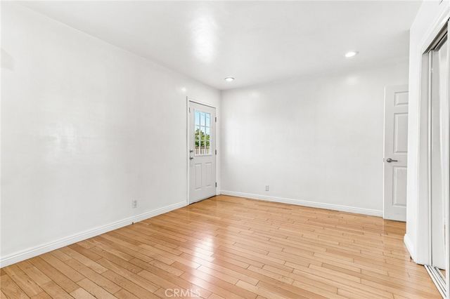 7060 Morse Avenue, North Hollywood, CA 91605