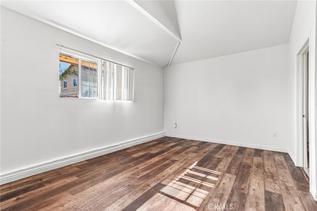 7060 Morse Avenue, North Hollywood, CA 91605