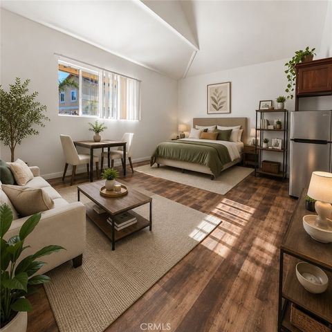 7060 Morse Avenue, North Hollywood, CA 91605