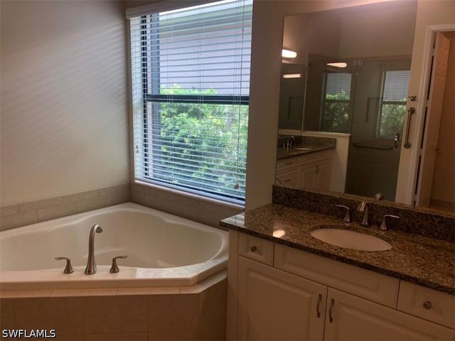 13644 Mandarin CIR, Naples, FL 34109