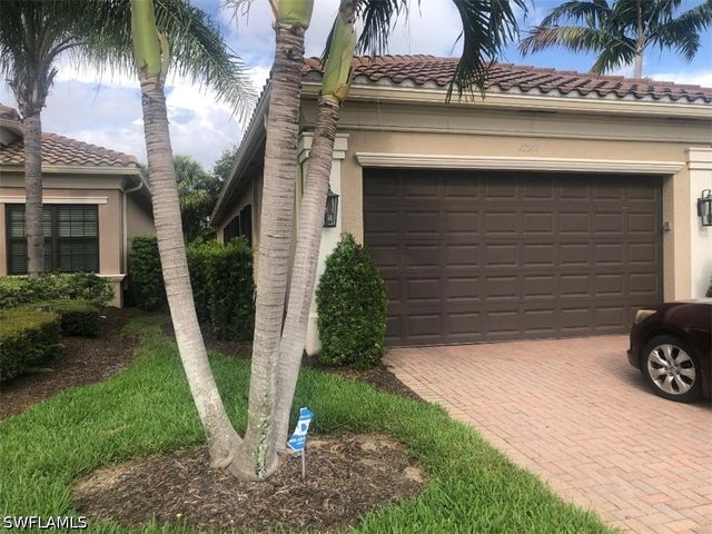 13644 Mandarin CIR, Naples, FL 34109