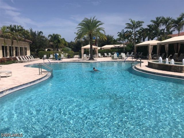 13644 Mandarin CIR, Naples, FL 34109