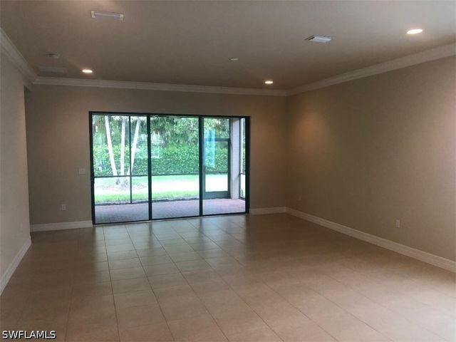 13644 Mandarin CIR, Naples, FL 34109