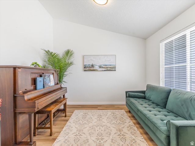 386 W WINTER WHEAT WAY, Saratoga Springs, UT 84045