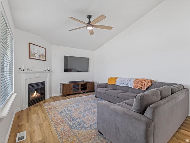 386 W WINTER WHEAT WAY, Saratoga Springs, UT 84045