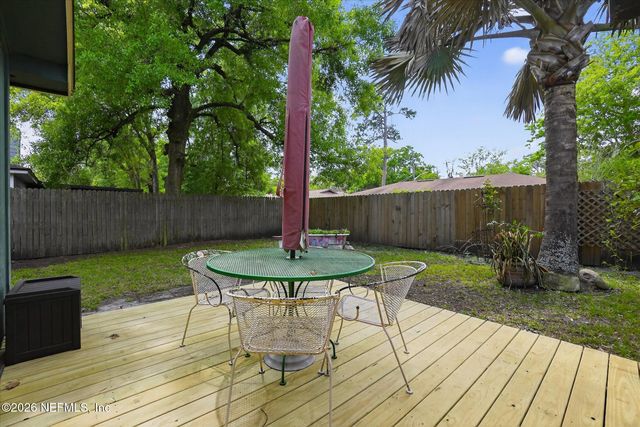 11522 SWEETWATER OAKS Drive W, Jacksonville, FL 32223