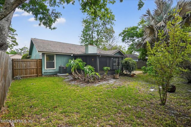 11522 SWEETWATER OAKS Drive W, Jacksonville, FL 32223