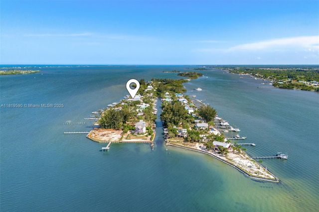 16 VIP Island Unit B, Grant Valkaria, FL 32949