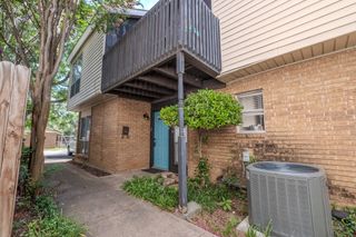 2236 Irwin Street, Fort Worth, TX 76110