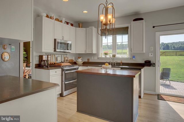 2932 CONSTELLATION DRIVE, Chambersburg, PA 17202
