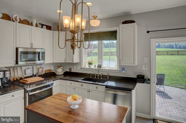 2932 CONSTELLATION DRIVE, Chambersburg, PA 17202