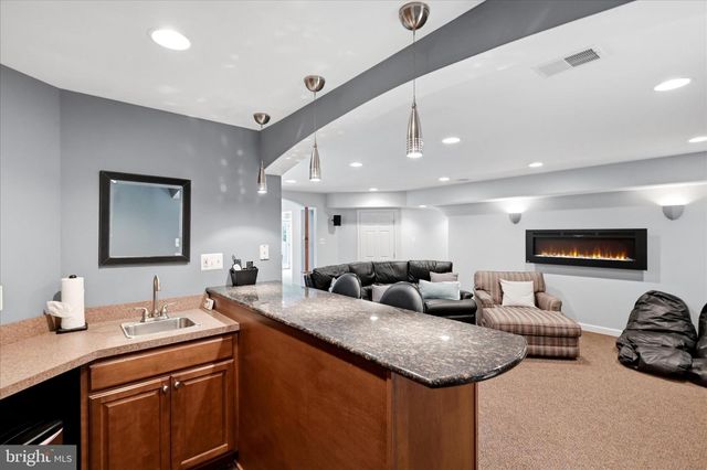 144 WIDENER DR, Winchester, VA 22603