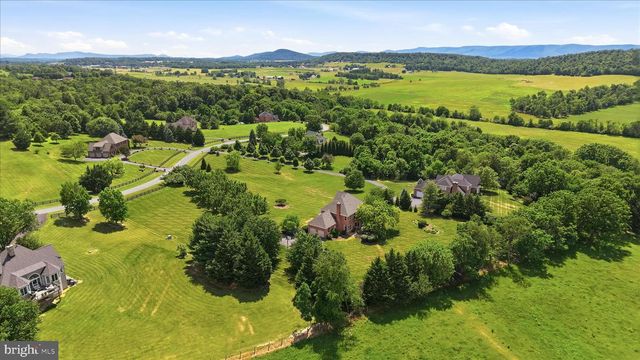 144 WIDENER DR, Winchester, VA 22603