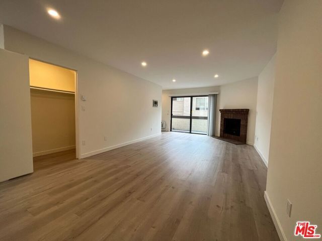 1532 Granville Avenue, Los Angeles, CA 90025