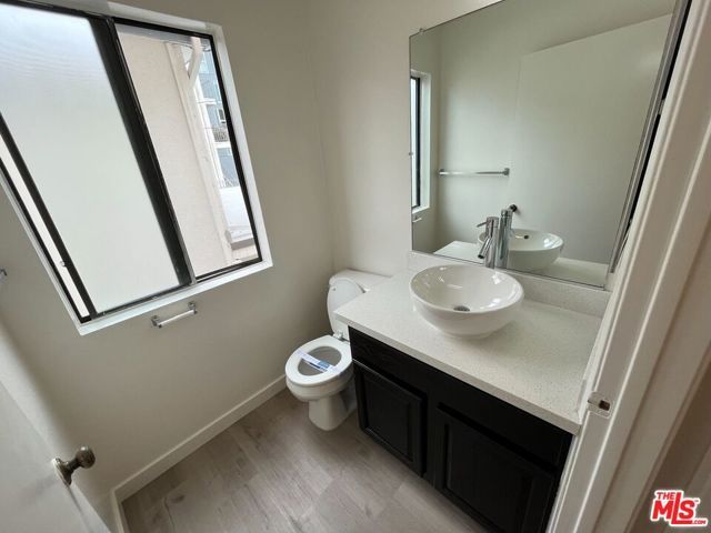 1532 Granville Avenue, Los Angeles, CA 90025