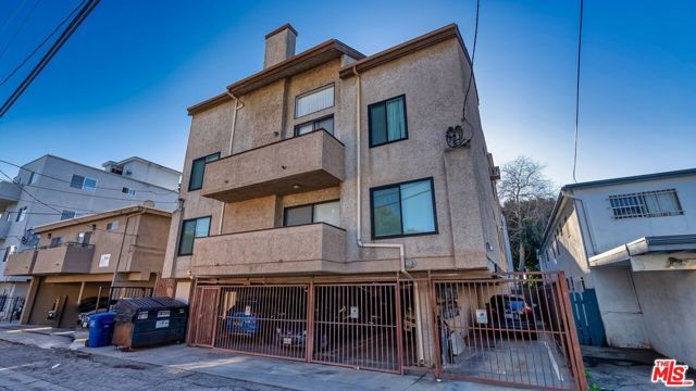 1532 Granville Avenue, Los Angeles, CA 90025