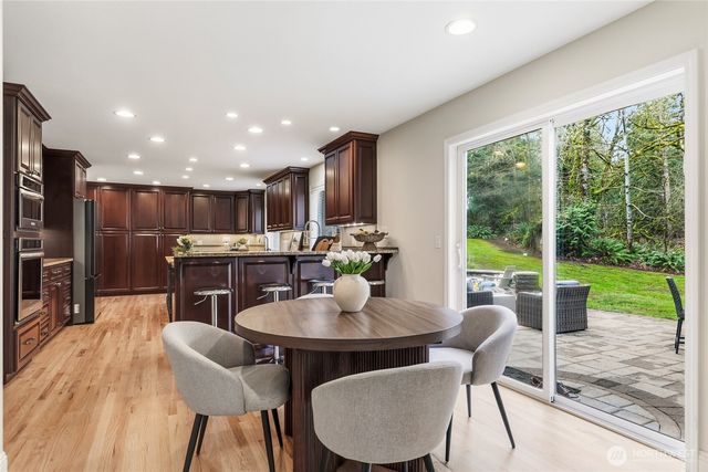 6211 247th Avenue NE, Redmond, WA 98053