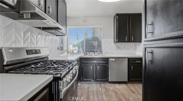 371 Red Cedar, Perris, CA 92570