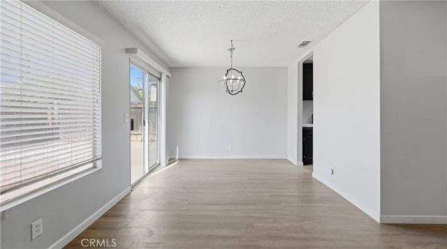 371 Red Cedar, Perris, CA 92570