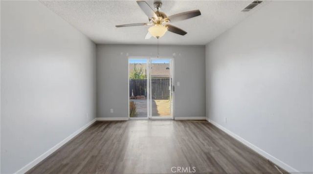 371 Red Cedar, Perris, CA 92570