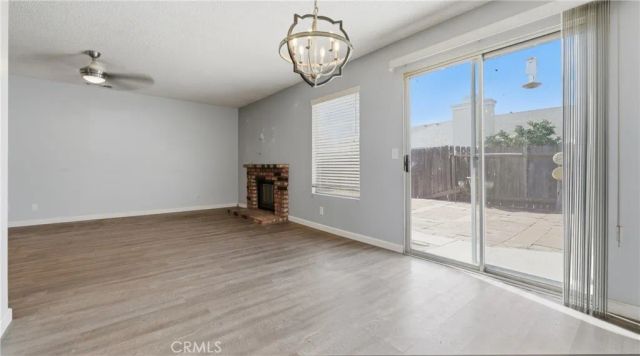 371 Red Cedar, Perris, CA 92570
