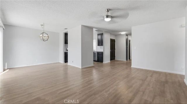 371 Red Cedar, Perris, CA 92570