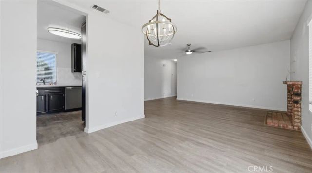 371 Red Cedar, Perris, CA 92570