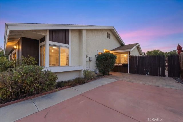 371 Red Cedar, Perris, CA 92570