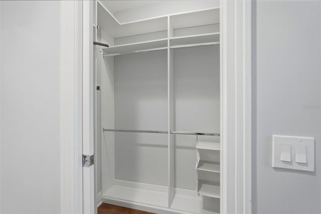 1325 SNELL ISLE BOULEVARD NE 105, St Petersburg, FL 33704