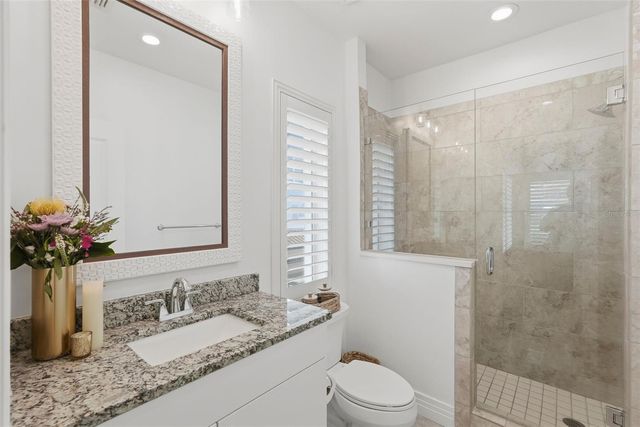 1325 SNELL ISLE BOULEVARD NE 105, St Petersburg, FL 33704