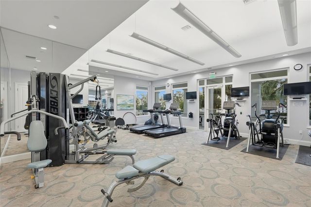 1325 SNELL ISLE BOULEVARD NE 105, St Petersburg, FL 33704