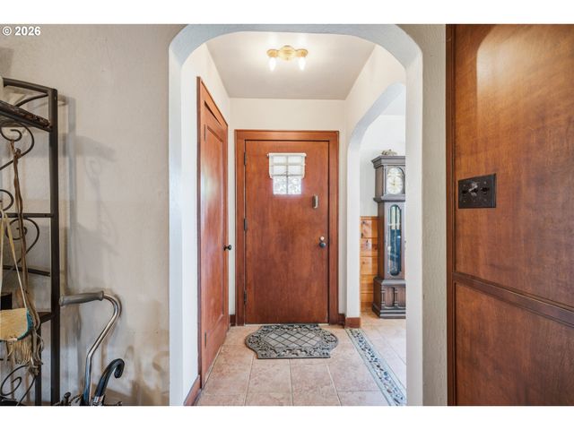2733 FIR St, Longview, WA 98632