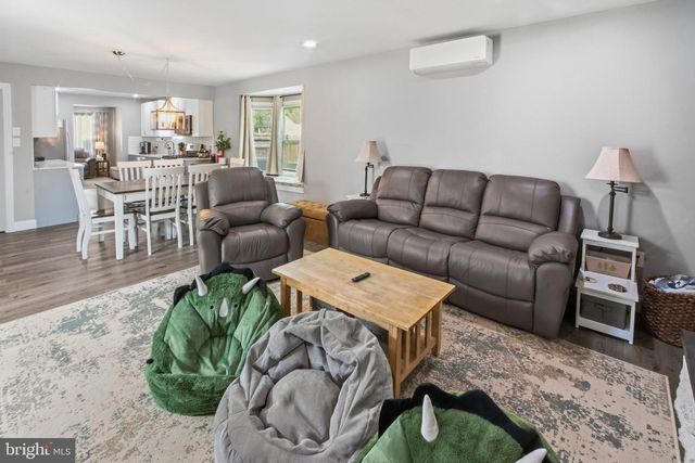 633 MUHLENBERG AVE, Wenonah, NJ 08090