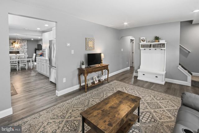 633 MUHLENBERG AVE, Wenonah, NJ 08090