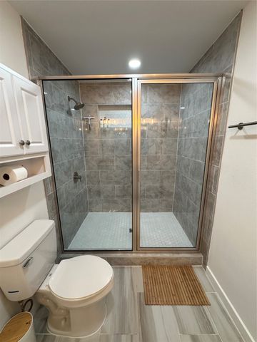 1009 Walnut Street, Irving, TX 75060