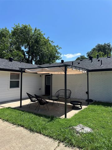 1009 Walnut Street, Irving, TX 75060