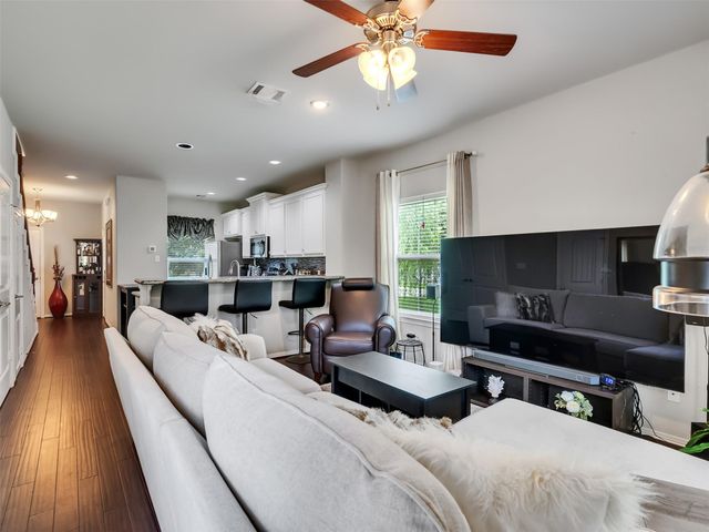 278 Capetown, Montgomery, TX 77356