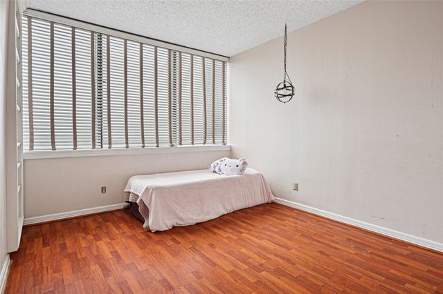 5200 Keller Springs Road 711, Dallas, TX 75248