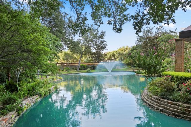 5200 Keller Springs Road 711, Dallas, TX 75248