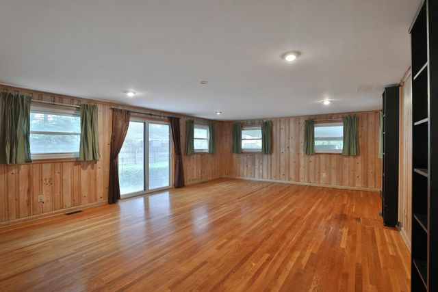 165 Morse Road, Columbus, OH 43214
