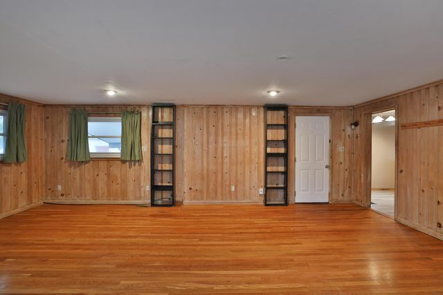 165 Morse Road, Columbus, OH 43214