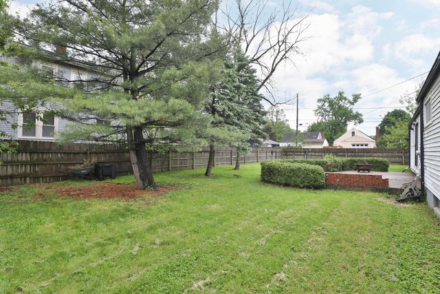 165 Morse Road, Columbus, OH 43214