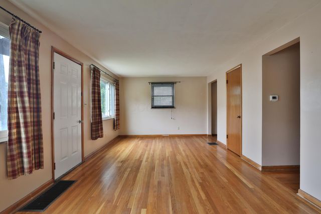 165 Morse Road, Columbus, OH 43214