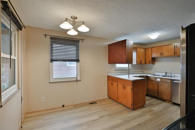 165 Morse Road, Columbus, OH 43214