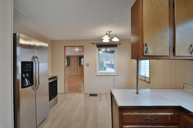 165 Morse Road, Columbus, OH 43214